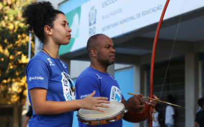 Luta Pela Paz leva capoeira às escolas públicas do Complexo da Maré 