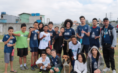 Alunos do Projeto Comunidade Segura participam de aulas de conscientização sobre os riscos nas faixas de dutos
