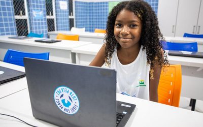 No Reforço Escolar da Luta pela Paz, estudante encontra novas formas de aprender e transformar dúvidas em descobertas